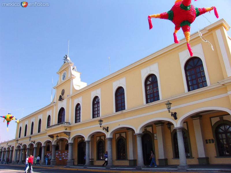 Presidencia Municipal Ciudad Guzmán, Jalisco (MX12182393702143)