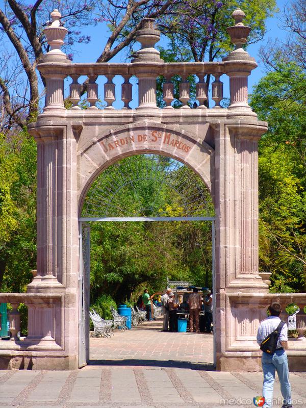 Arco En El Jardín De San Marcos Aguascalientes Aguascalientes