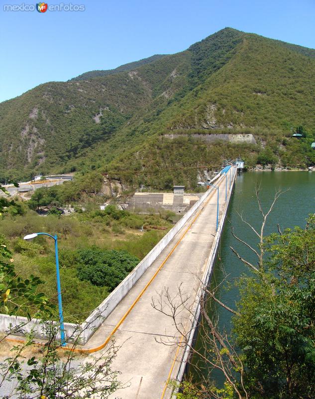 Presa de La Boca