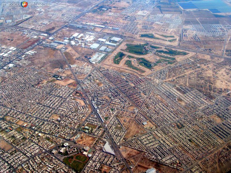 Vista aérea de la comarca lagunera (Torreón, Gómez Palacio, Lerdo)