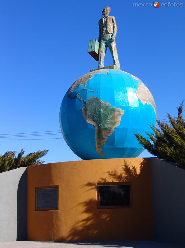 Monumento al Migrante Árabe