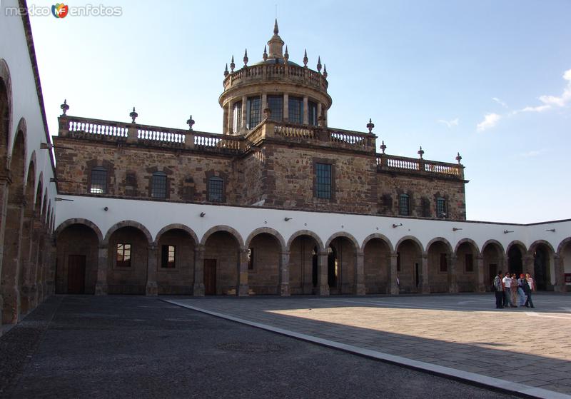 Primer patio del Hospicio Cabañas