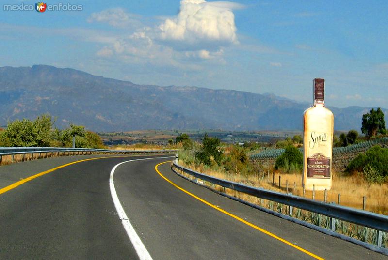 Carretera a Tequila