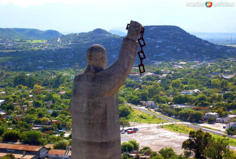 Monumento a José María Morelos y Pavón