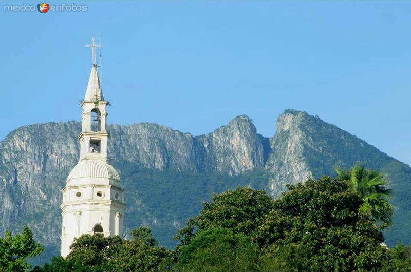 PARROQUIA DE SANTIAGO APOSTOL