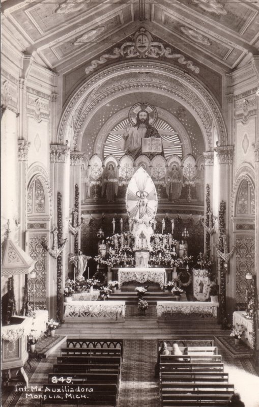 Interior Ma. Auxiliadora