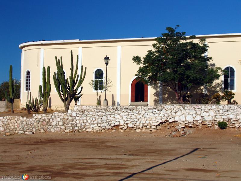 Misión de Santa Rosa de Todos Santos