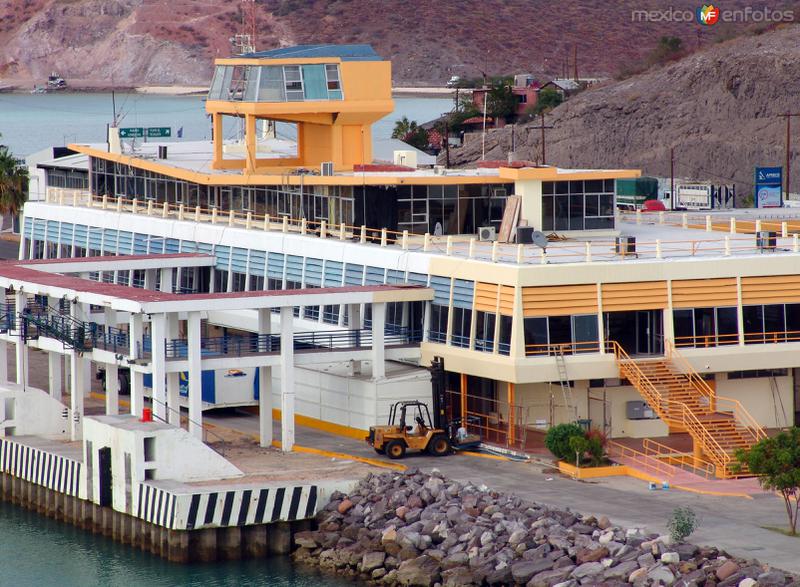 Terminal marítima de Pichilingue