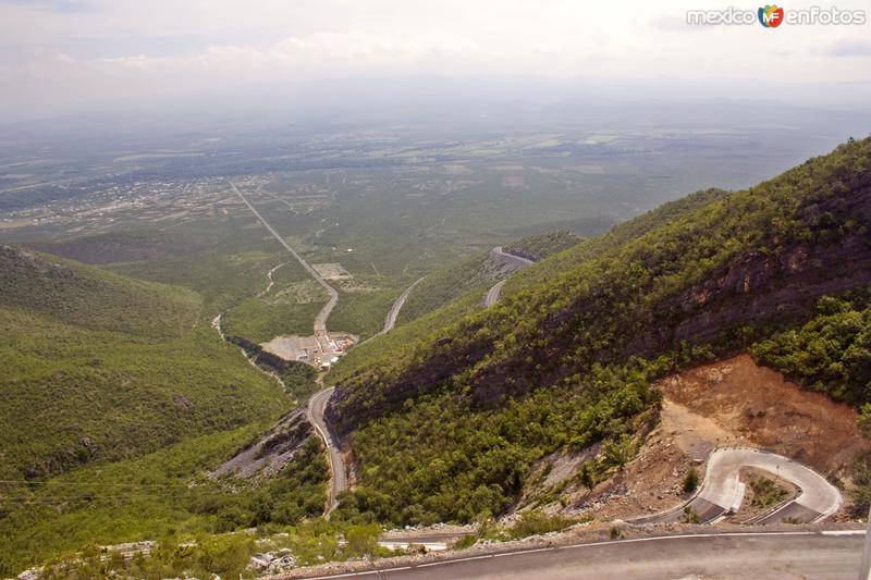 Bustamante desde el mirador de de las Grutas de Bustamante