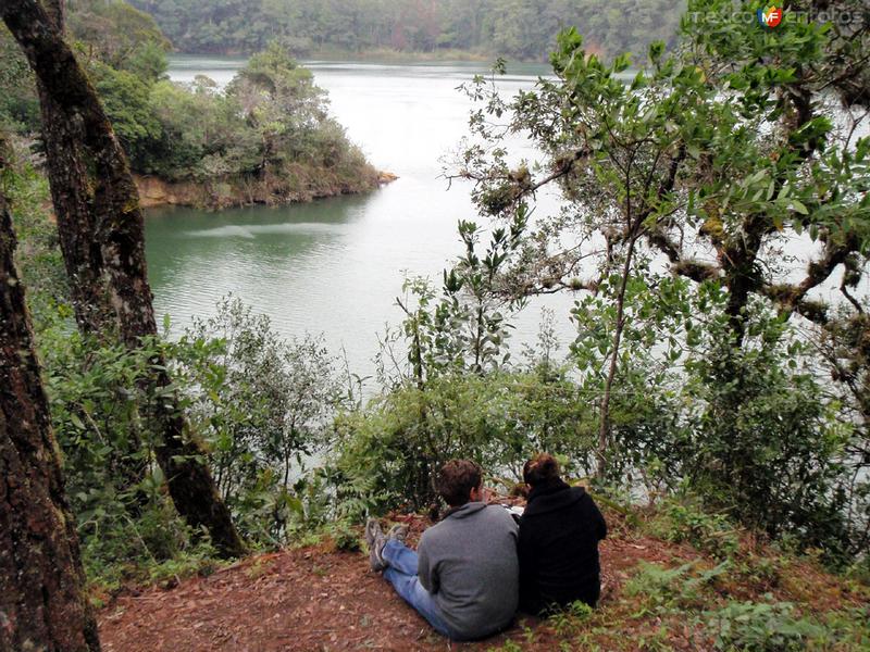 lagos de montebello, una romántica vista