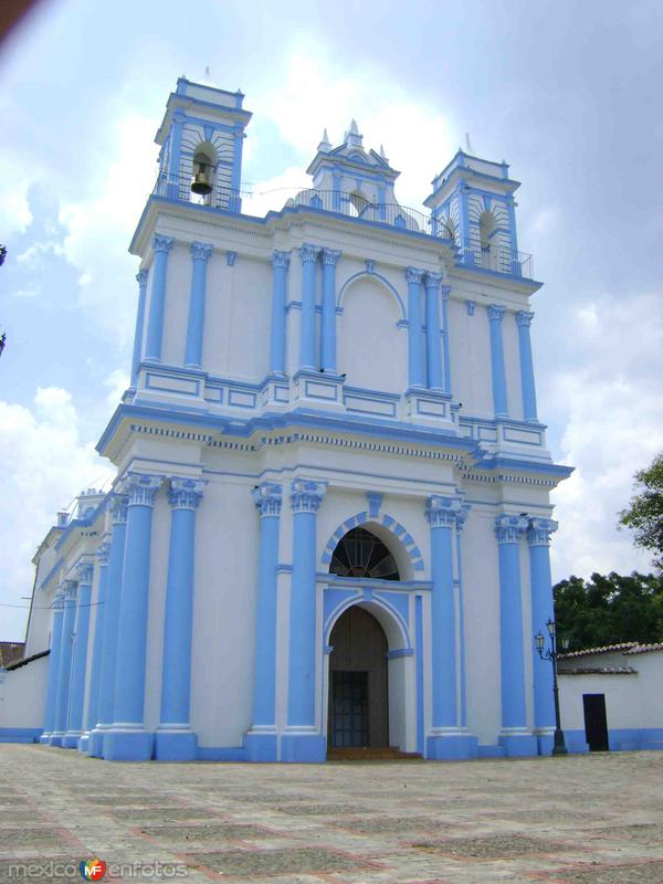 templo de santa lucia - San Cristóbal de las Casas, Chiapas  (MX12480421713048)