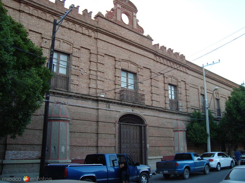 Antiguo Cuartel Militar-Hoy Secretaria de Educacion