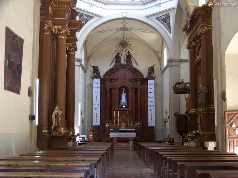 Interior de la Parroquia