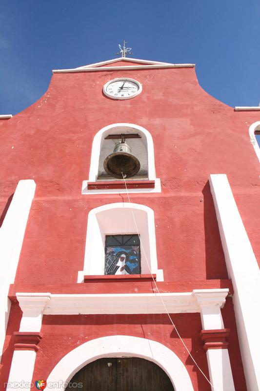 Iglesia de Rosa Blanca