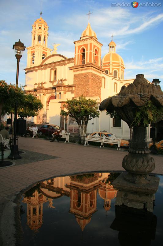 A reflective momens in Comala´s main square