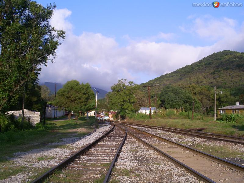 Canoas y sus vías