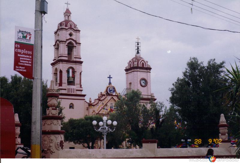 Portada y atrio de la parroquia de Chiconcuac, Edo. de México