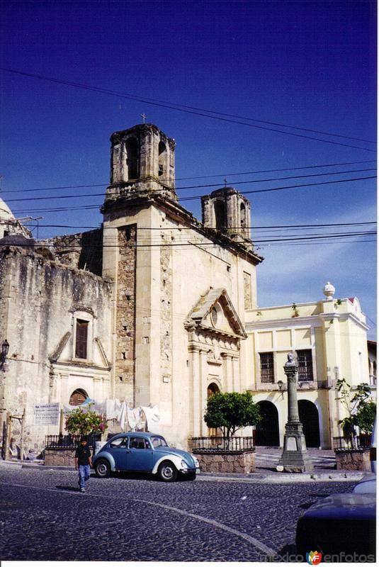 Templo y ex-convento de San Bernardino del siglo XVI. Taxco de Alarcón, Guerrero