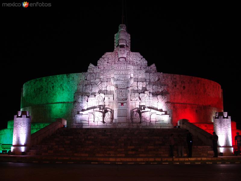 Monumento a la Patria