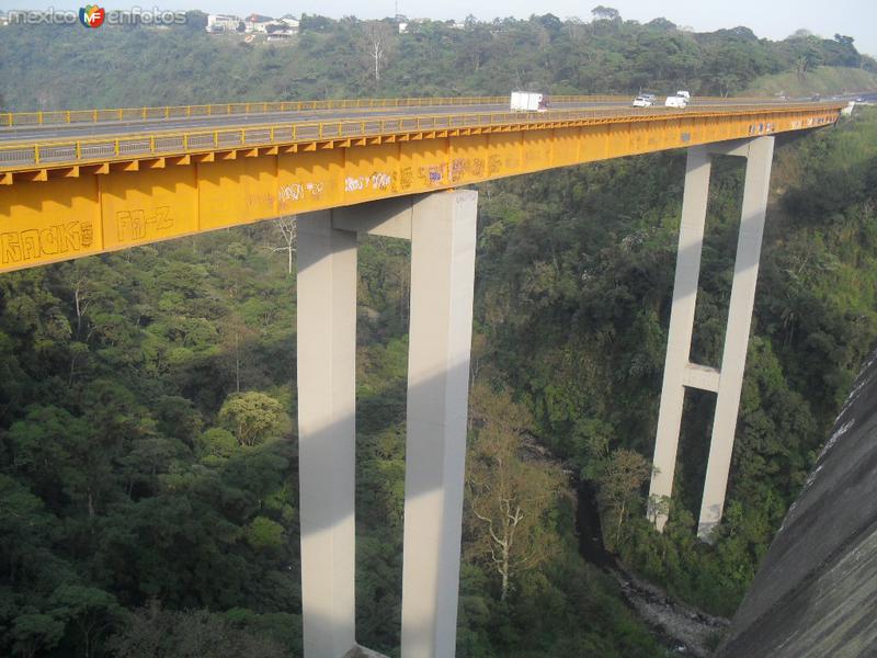 El puente y Barranca Metlac