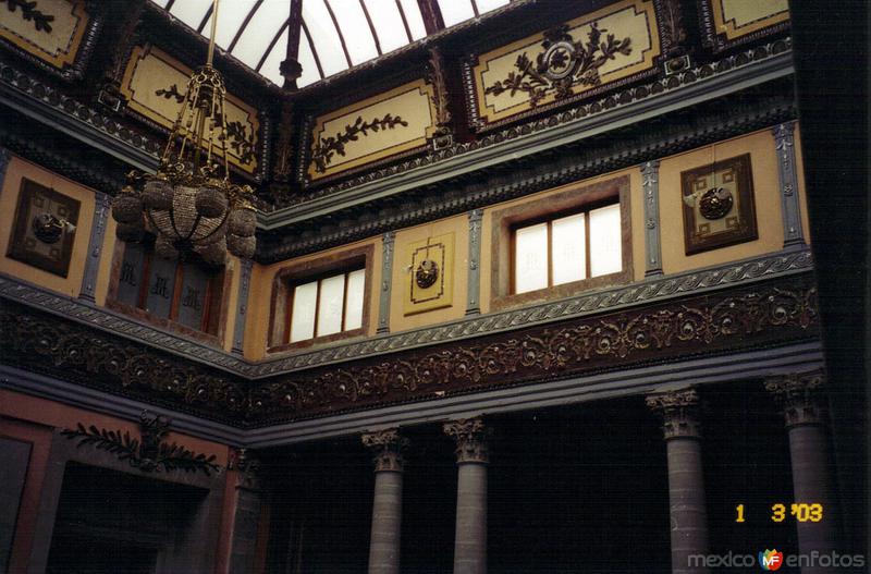 Interior del Teatro Juárez 1903. Guanajuato, Gto. 2003