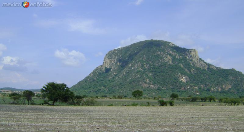 Vista del Cerro "El Chumil". Jantetelco, Morelos. Junio/2011