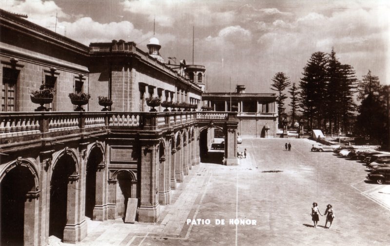 Patio de Honor. Castillo de Chapultepec