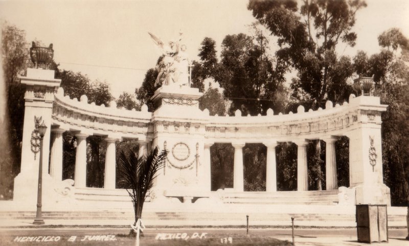 Hemiciclo a Juárez