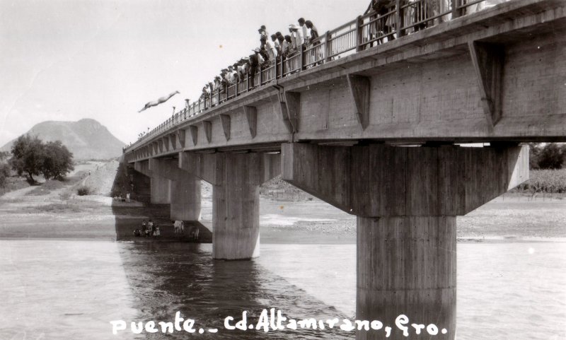 Fotos de Ciudad Altamirano, Guerrero, México: El Puente