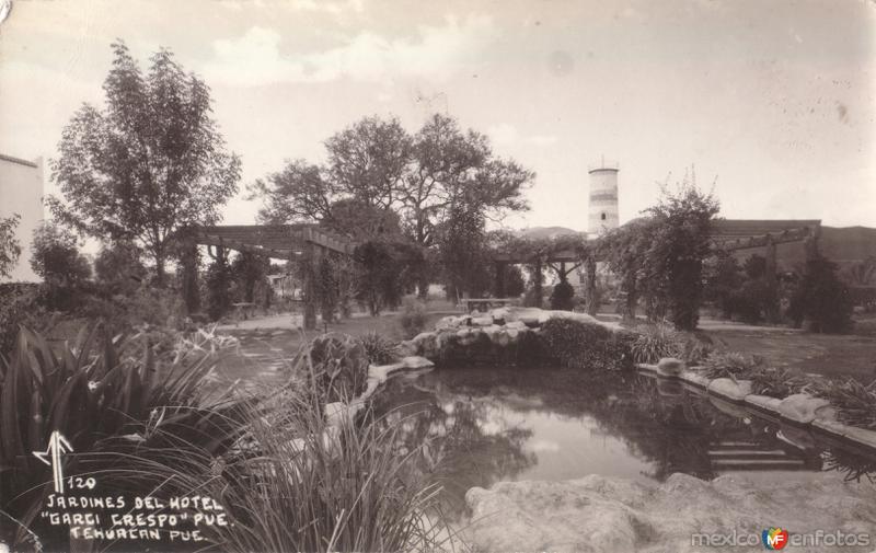 Jardines del Hotel Garci Crespo