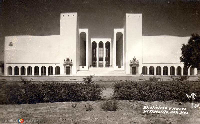 Biblioteca y Museo