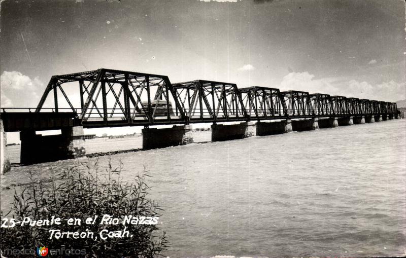 Puente sobre el Río Nazas