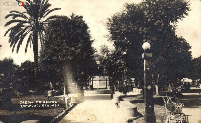 Jardín Principal