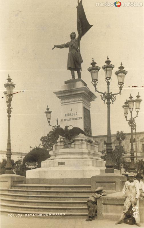 Estatua de Hidalgo