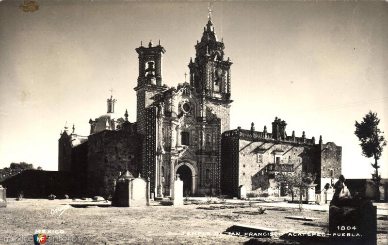 Templo de San Francisco Acatepec