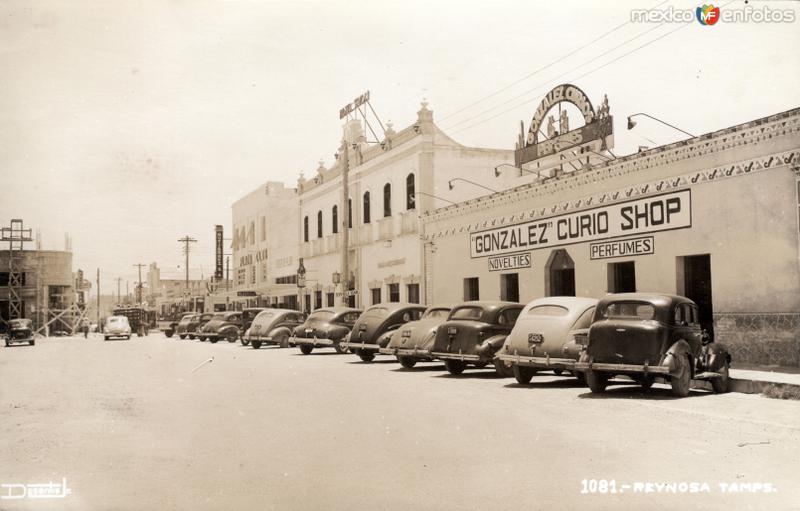 González Curio Shop