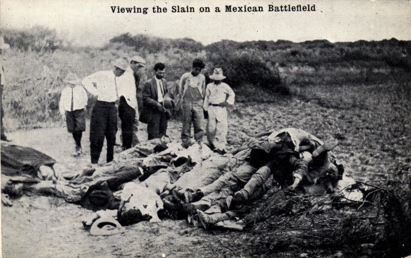 Muertos en un campo de batalla durante la Revolución