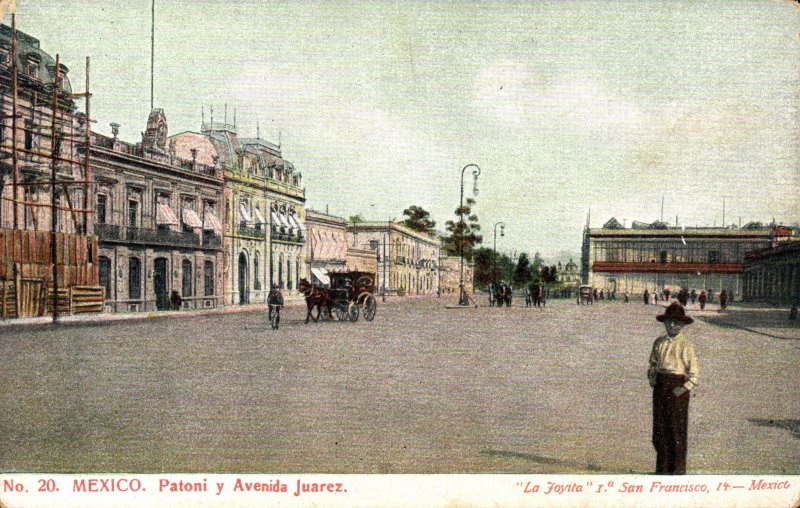 Calle Patoni y Avenida Juárez