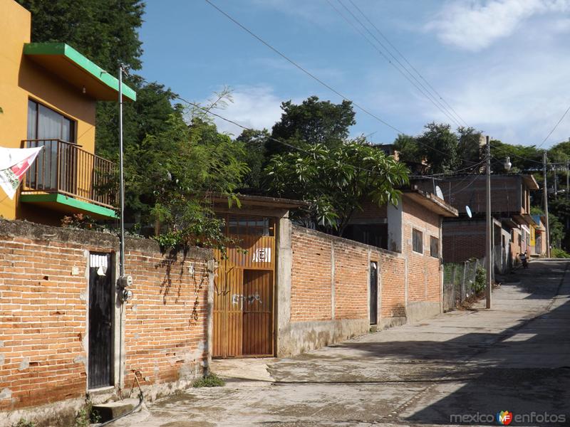 Calle Agustín Abundez, centro de Huitzuco. Julio/2012