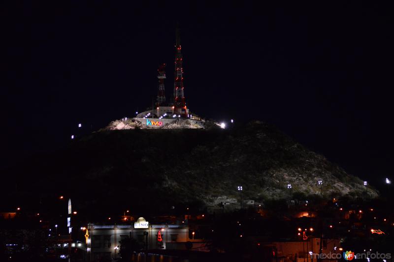 Cerro de la Campana de Noche