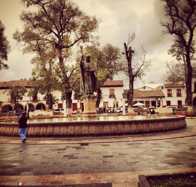 Plaza Vasco de Quiroga