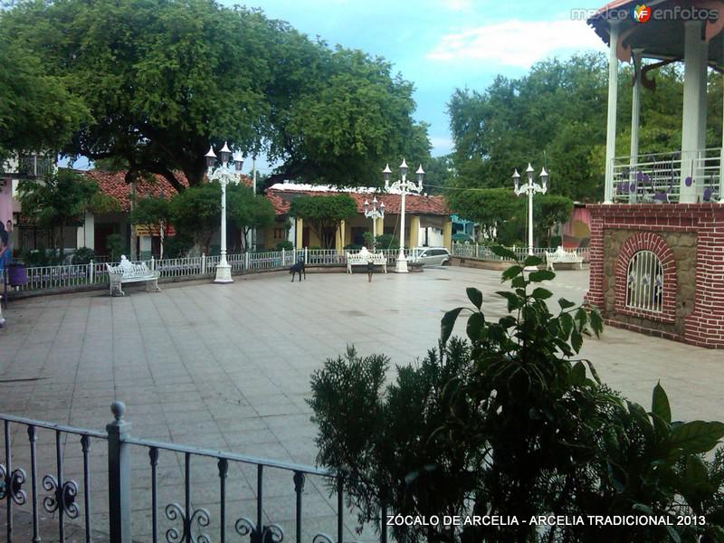 Fotos de Arcelia, Guerrero, México: Plaza Principal