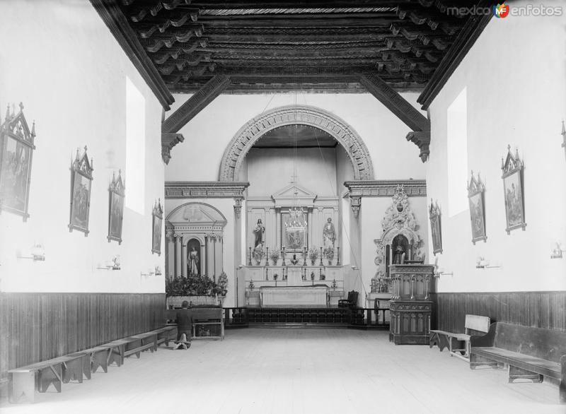 Interior de la Misión de Guadalupe