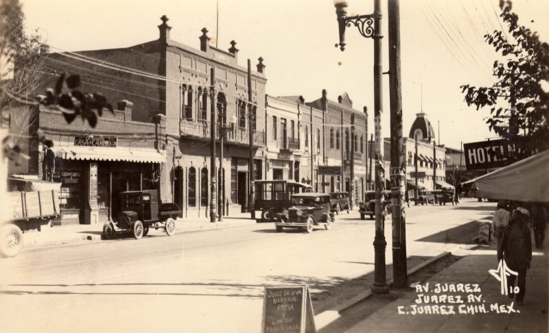 Avenida Juárez (ca. 1921)