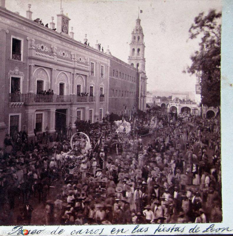 Fiesta de Carros alegoricos