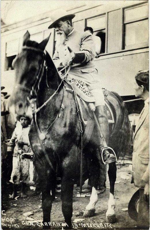 Presidente Venustiano Carranza a Caballo