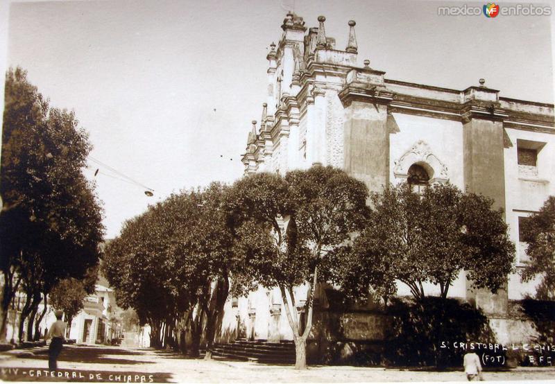 La catedral - San Cristóbal de las Casas, Chiapas (MX14151147699724)