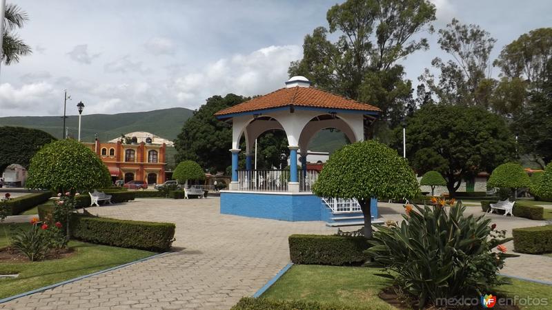 Kiosco de Santa María del Tule. Julio/2014