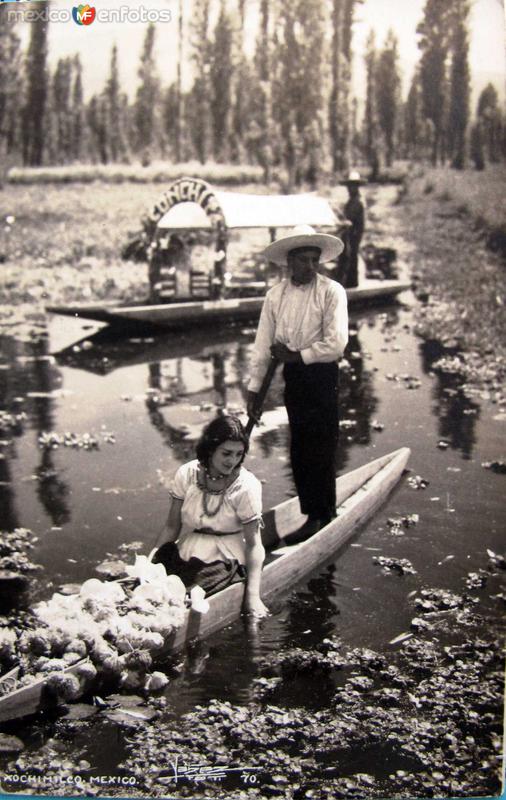 Pareja en Los Canales de Xochimilco