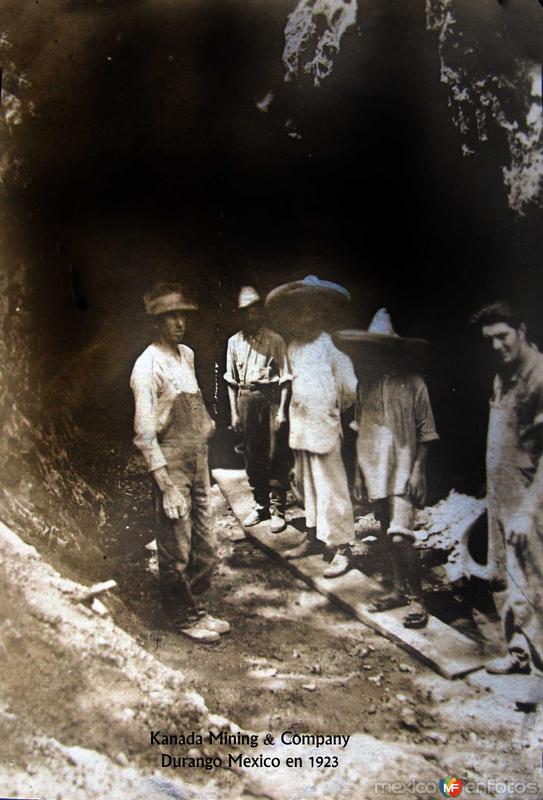 Fotos de Durango, Durango, México: Mineros de la Compania Minera Kanada